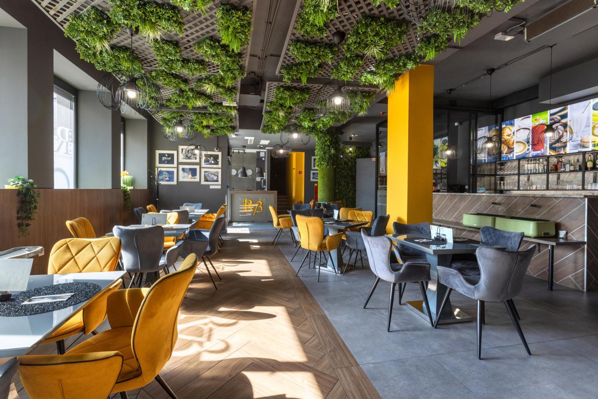 R73 Residences Pecs Ngoại thất bức ảnh