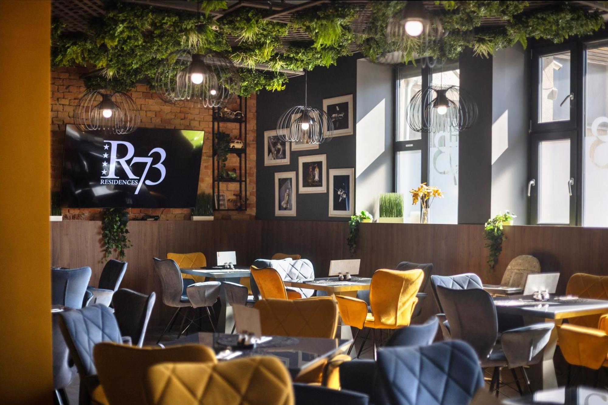 R73 Residences Pecs Ngoại thất bức ảnh
