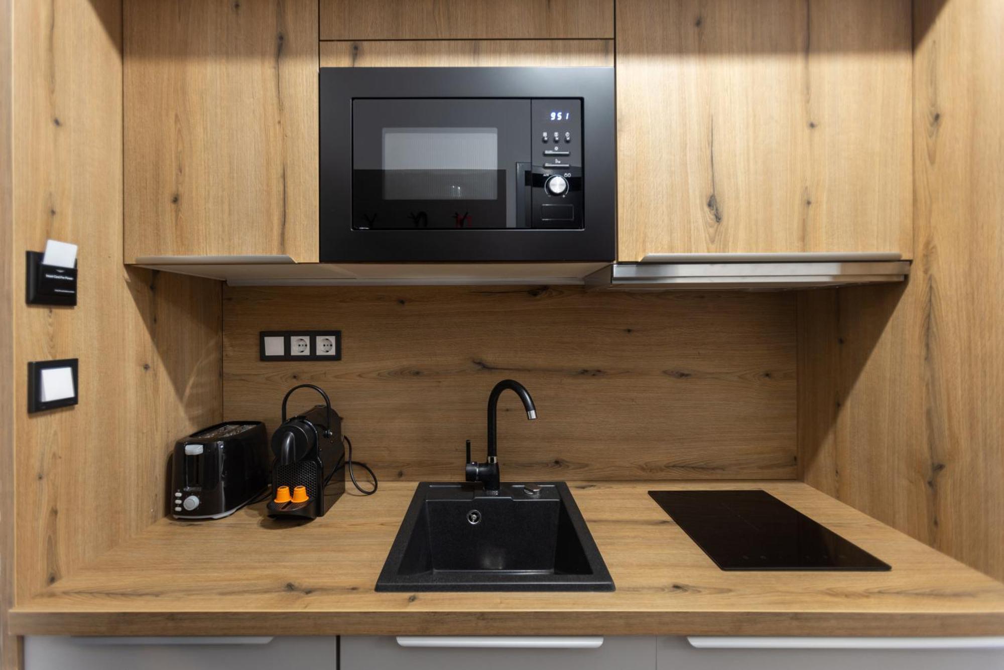 R73 Residences Pecs Ngoại thất bức ảnh